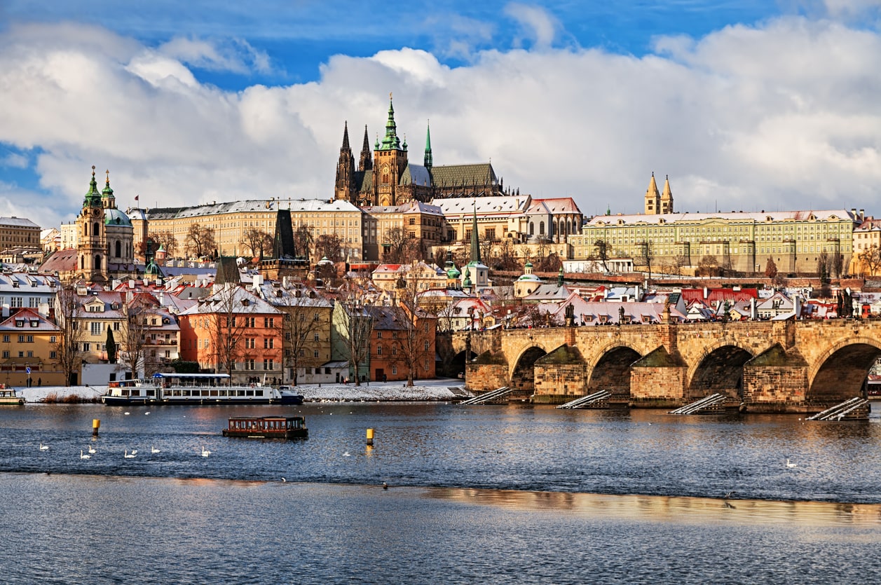 Vận chuyển hàng hóa từ CZECH REPUBLIC về Việt Nam