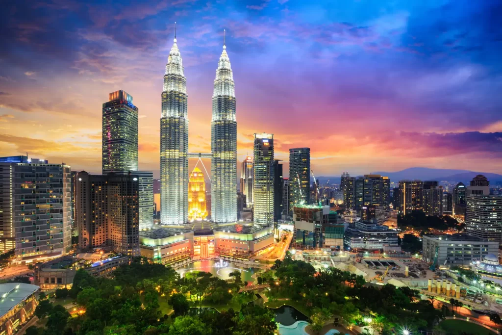 Dịch vụ chuyển phát nhanh bánh tráng sang Malaysia